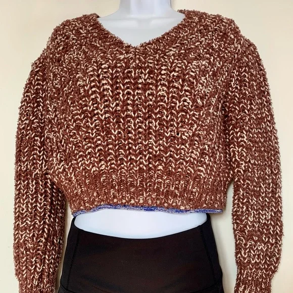 Wilfred cropped, fuzzy, sweater - Picture 3 of 7